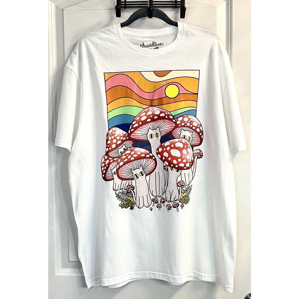 Threadless Men’s M Mushroom Cats Y2K Shirt Mycology Fungi Foraging Whisperer